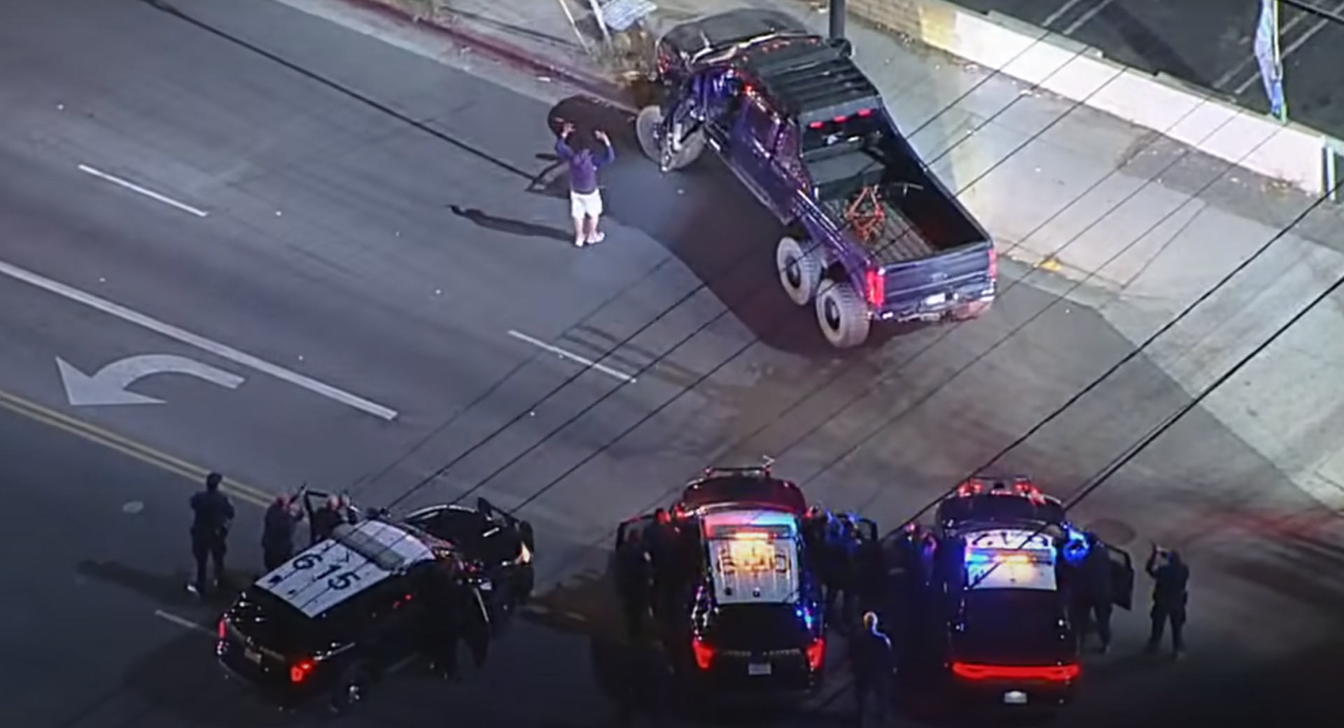 Thief Steals 6×6 Pickup, Leads California Police On A Lengthy Chase
