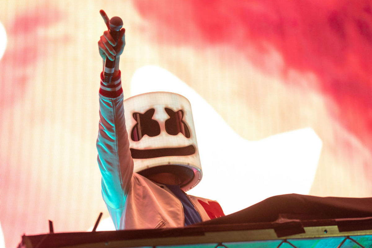 Marshmello Teases “So Much New Music Coming” in 2021